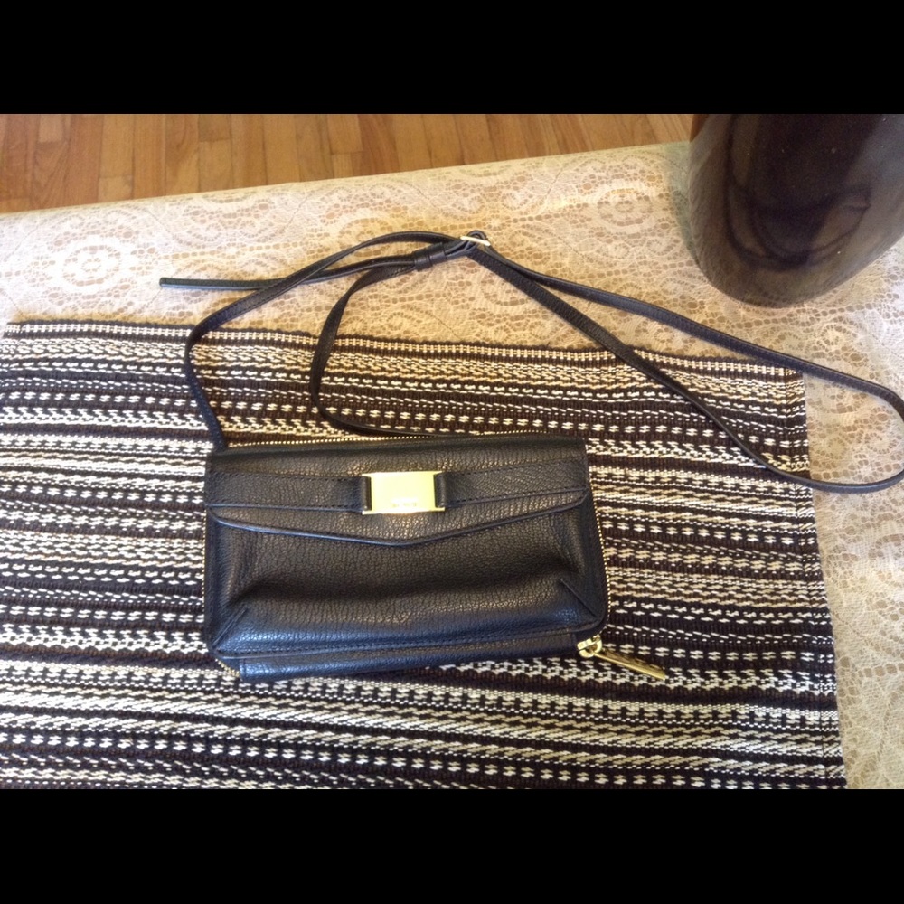 Tumi RFID fine leather wallet